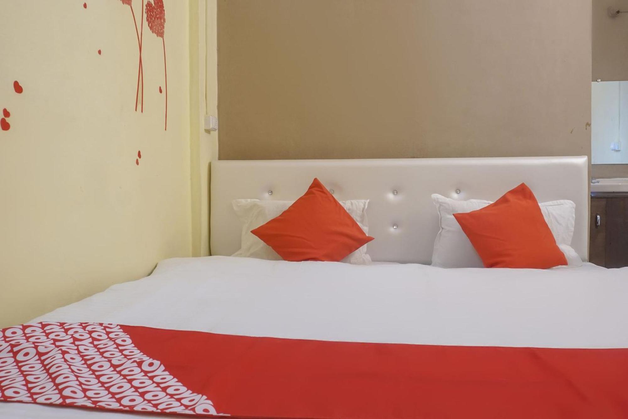 Hotel O R K Hotel Pimpri-Chinchwad Ngoại thất bức ảnh
