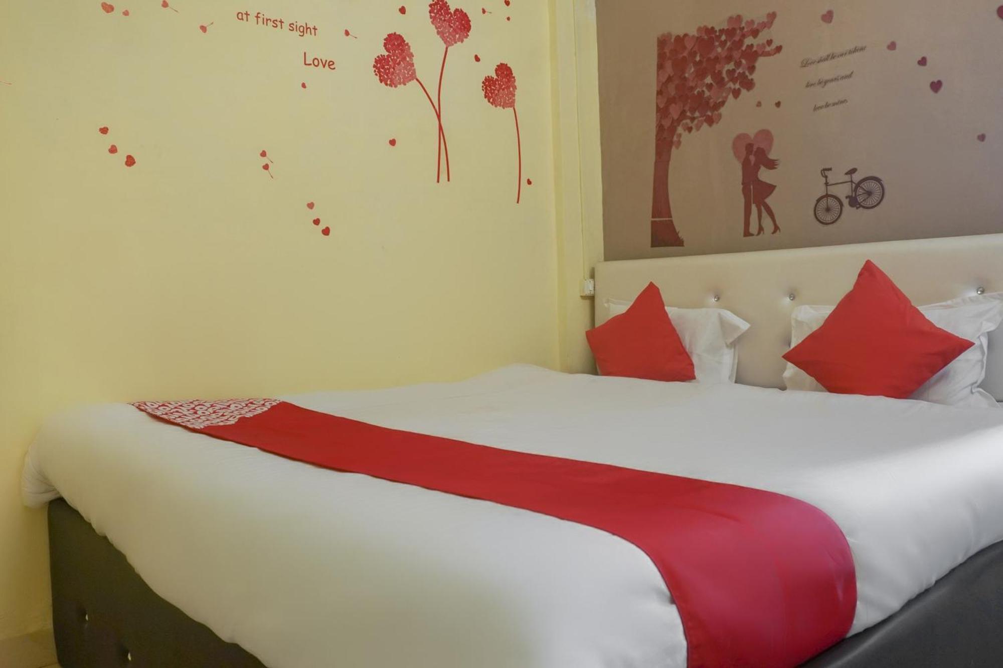 Hotel O R K Hotel Pimpri-Chinchwad Ngoại thất bức ảnh